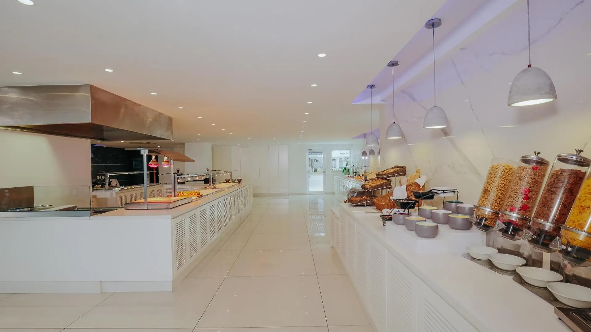 Seasons Hotel (Adults Only) Ayia Napa