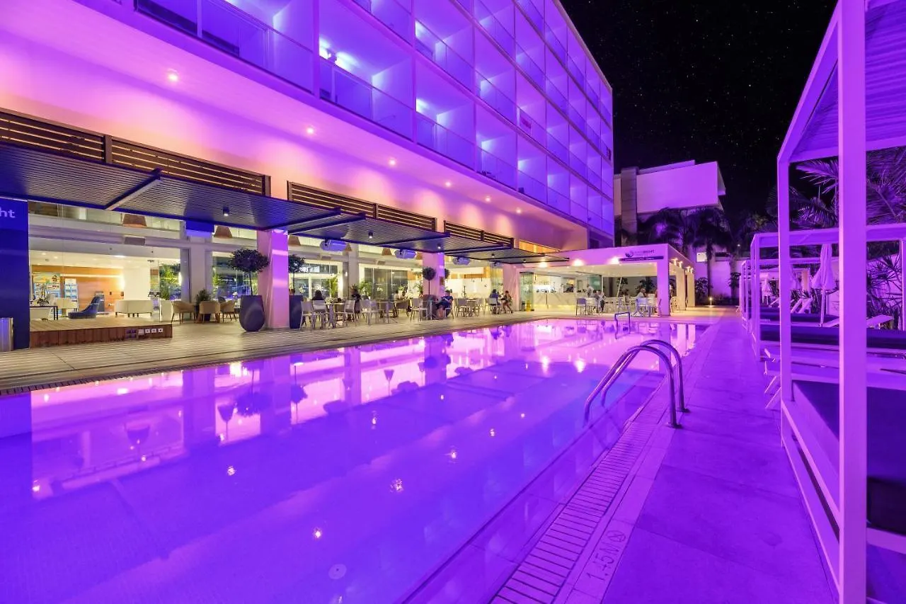 Seasons Hotel (Adults Only) Ayía Nápa