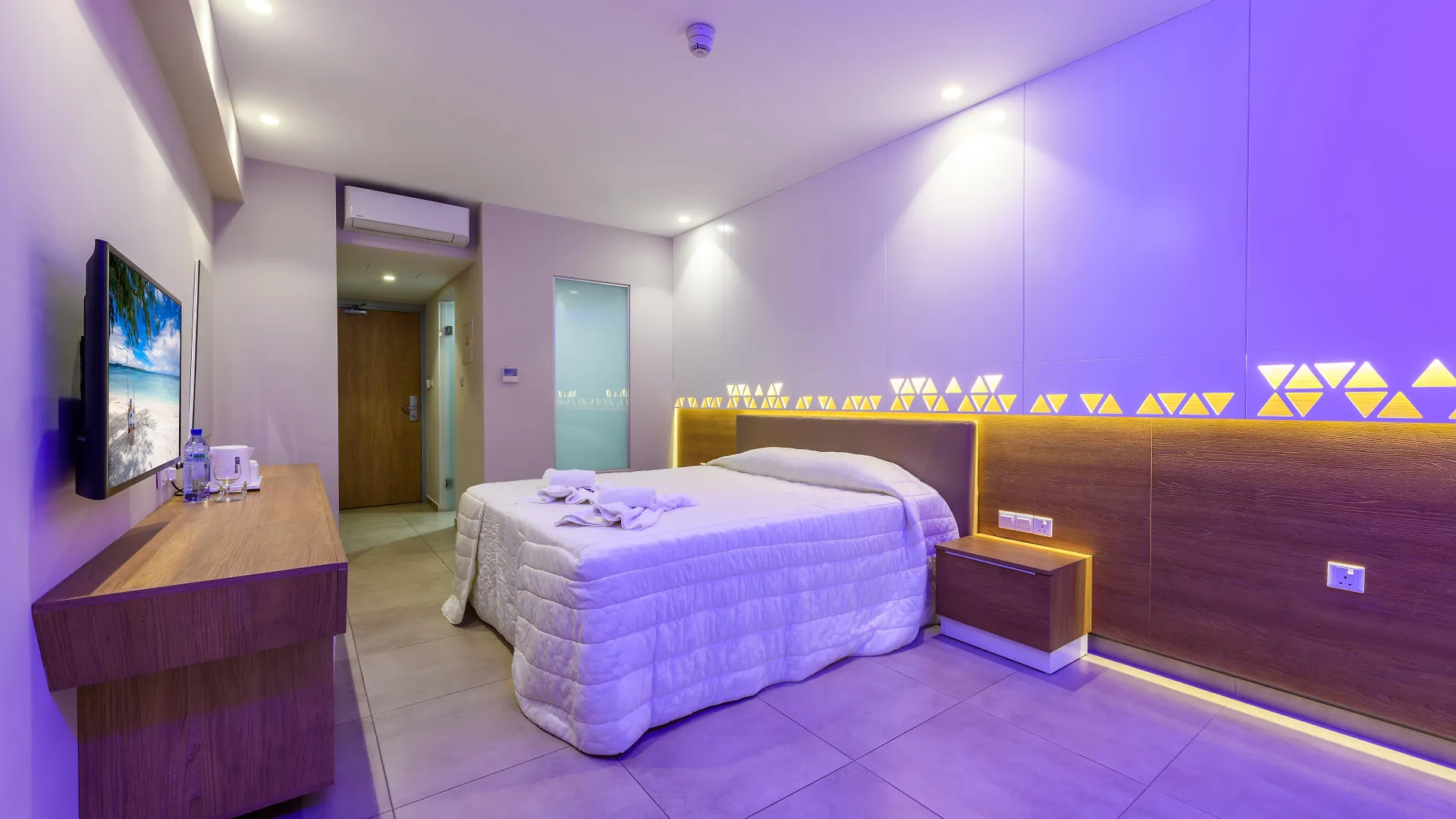 ****  Seasons Hotel (Adults Only) Ayía Nápa Chypre